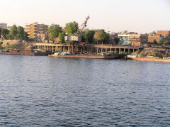 
Loco No 33 at Kom Ombo wharf, June 2010